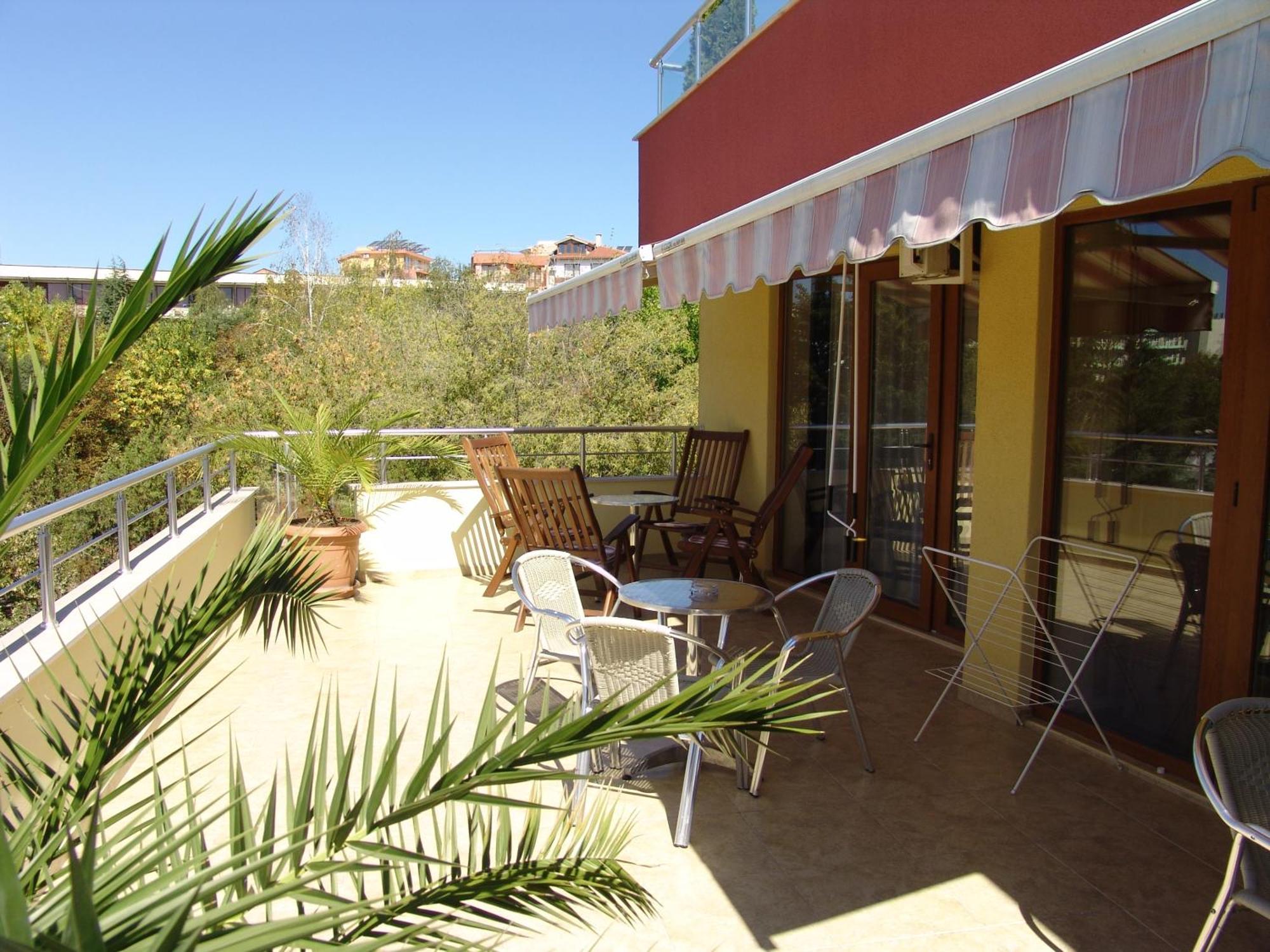 Hotel Buena Vissta Primorsko Bagian luar foto