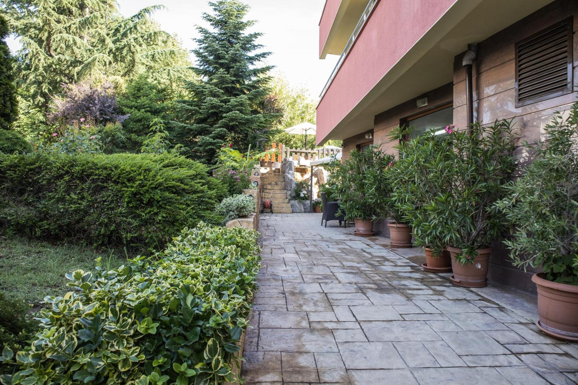 Hotel Buena Vissta Primorsko Bagian luar foto