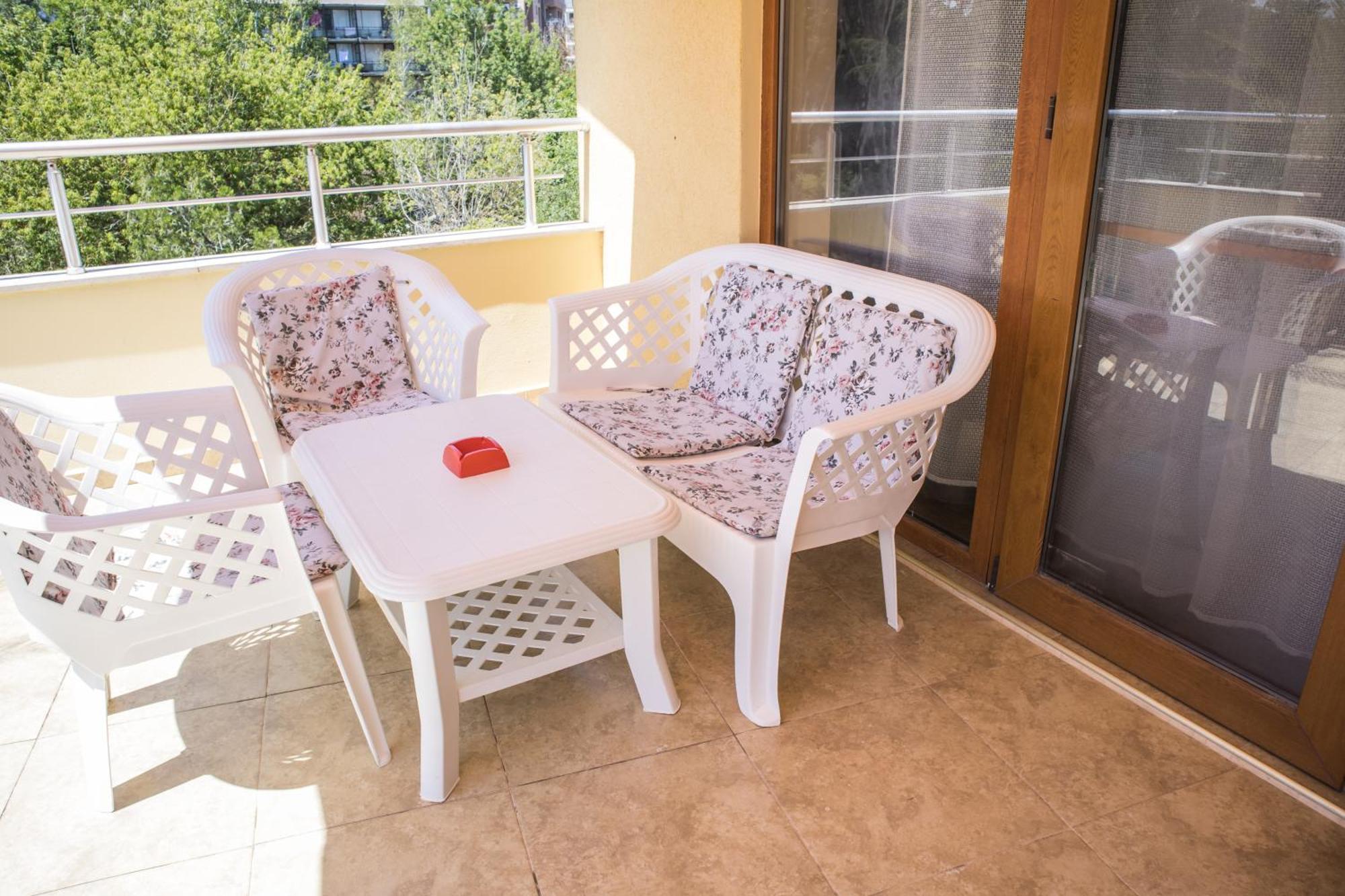 Hotel Buena Vissta Primorsko Bagian luar foto