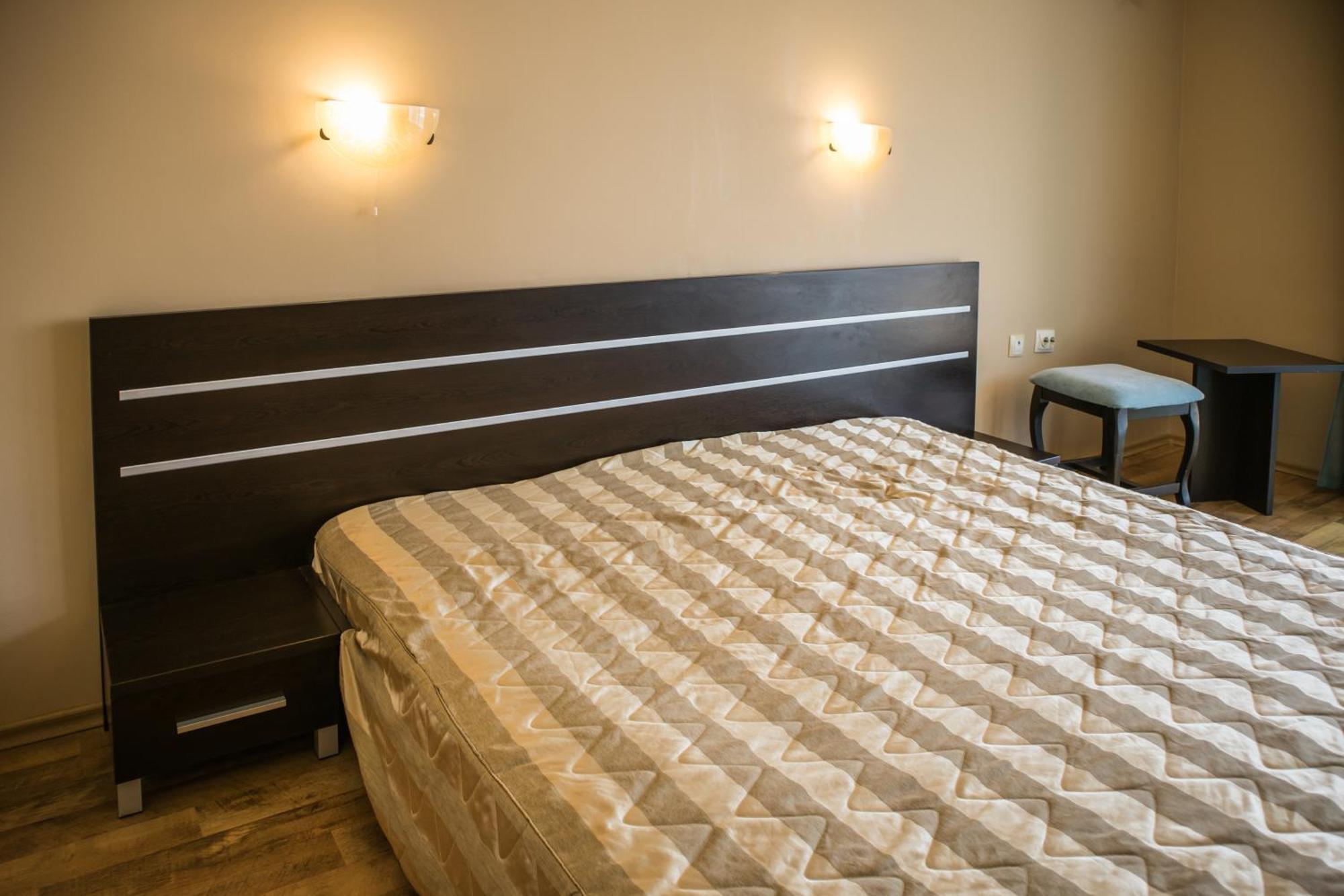 Hotel Buena Vissta Primorsko Bagian luar foto