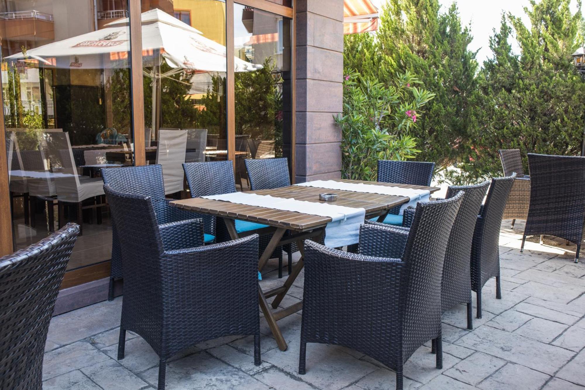Hotel Buena Vissta Primorsko Bagian luar foto